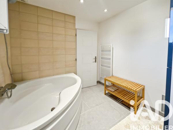 Maison à vendre 5 pièces 164 m² Pont-Saint-Esprit