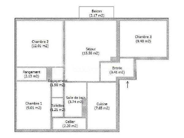 Situé à Créteil, à proximité immédiate de toutes les commodités (transports, commerces, écoles), venez découvrir ce bel appartement F4 situé au 1er étage d’une résidence agréable. L’appartement se compose d’une entrée, d’un séjour lumineux avec accès direct à un balcon, idéal pour profiter d’un extérieur, d’une cuisine indépendante avec cellier offrant un espace de rangement supplémentaire, ainsi que de trois chambres confortables dont une avec dressing intégré. Vous trouverez également une salle d’eau et plusieurs espaces de rangement. L’ensemble est en bon état général et offre un cadre de vie pratique et fonctionnel pour une famille. Une cave vient compléter ce bien, apportant un espace de stockage supplémentaire très appréciable. Idéal pour une résidence principale ou pour un investissement locatif, ce bien saura vous séduire par sa localisation et ses volumes.