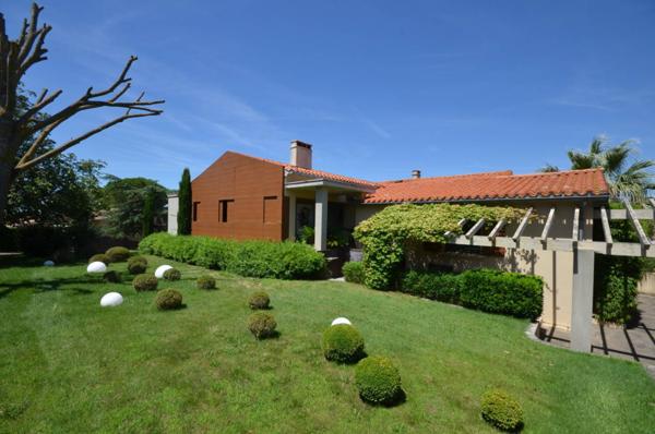 Maison à vendre 9 pièces de 448 m²