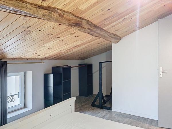 A LOUER - Maison meublée sur la commune de RIVES D'AUTISE (OULMES)