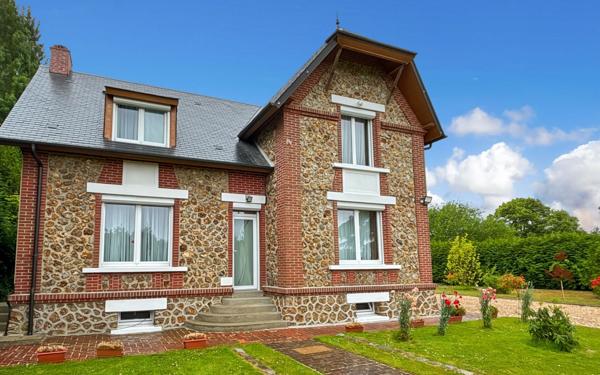 Maison à vendre    5 pièces •  Bernay