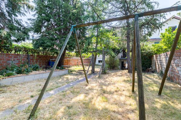 Maison
         5 pièces
        - 123 m² 360 000 € *