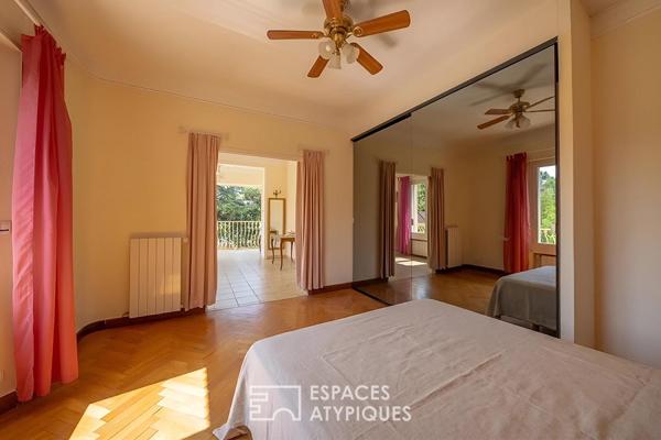 Villa bourgeoise Art Déco de 1920 avec piscine en coeur de ville
