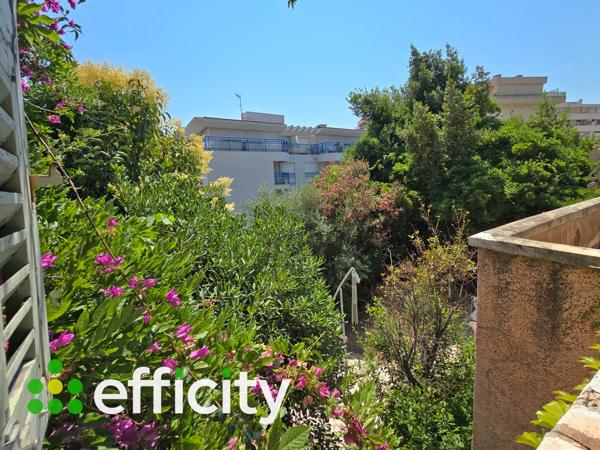 Maison
         8 pièces
        - 192 m² Bien prestige 934 000 € *