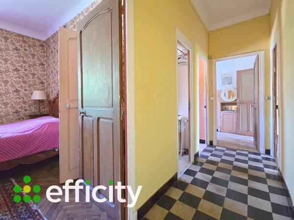 Maison
         8 pièces
        - 192 m² Bien prestige 934 000 € *