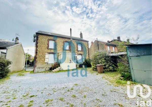 Maison 8 pièces de 190 m² à Charleville-Mézières (08000)