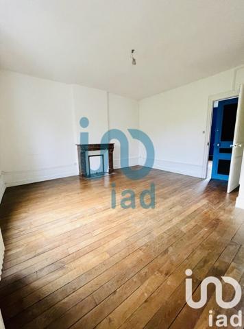 Maison 8 pièces de 190 m² à Charleville-Mézières (08000)