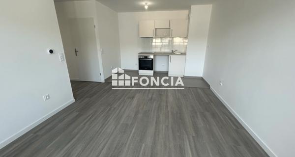 Location Appartement 4 pièces 75.43 m² - Provins 77160