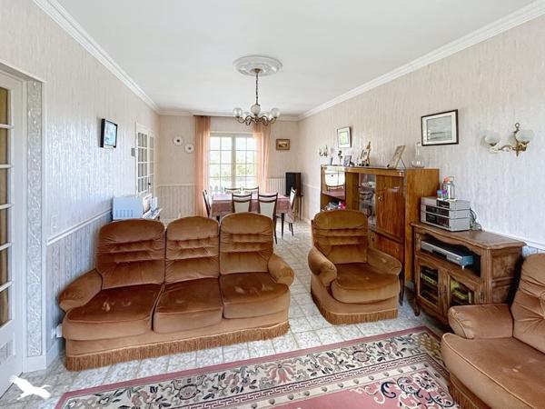 Maison à vendre 169 850 € Argenton-sur-Creuse 5 p 102 m² DPE F