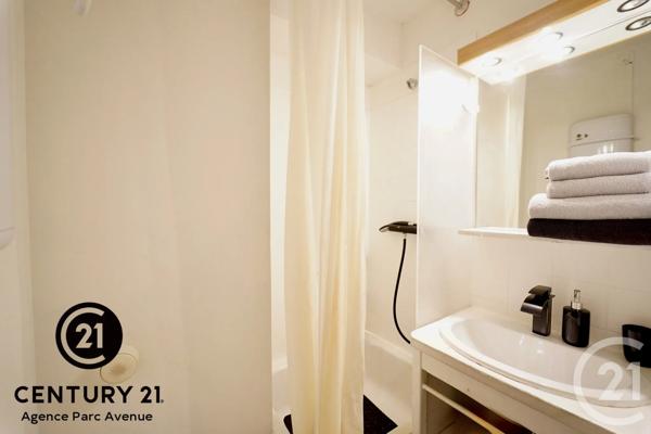 Appartement F2 à vendre  2 pièces - 26,16 m 2   BUSSY ST GEORGES  - 77