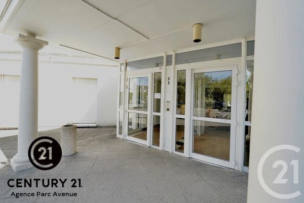 Appartement F2 à vendre  2 pièces - 26,16 m 2   BUSSY ST GEORGES  - 77