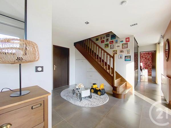 Maison à vendre  8 pièces - 213,50 m 2   CHARTRES  - 28