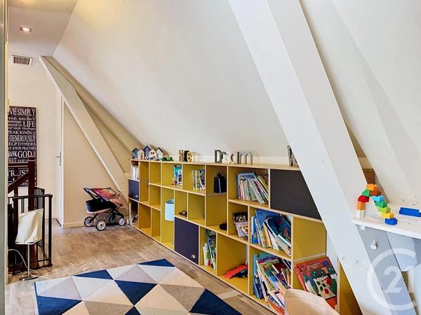 Maison à vendre  8 pièces - 213,50 m 2   CHARTRES  - 28