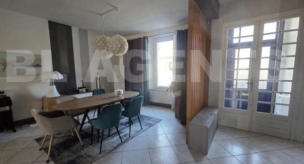 Charmante Maison de Ville Entièrement Rénovée avec Jardin Paysagé et Piscine Chauffée