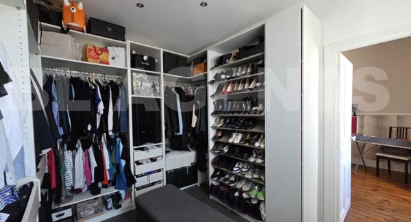 Charmante Maison de Ville Entièrement Rénovée avec Jardin Paysagé et Piscine Chauffée