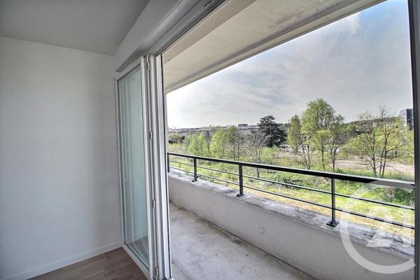 Appartement F4 à vendre  4 pièces - 80,18 m 2   MASSY  - 91