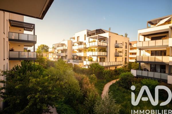 Appartement à vendre 5 pièces 100 m² Ferney-Voltaire