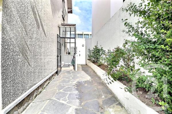 Maison à vendre  6 pièces - 239 m 2   ROMAINVILLE  - 93
