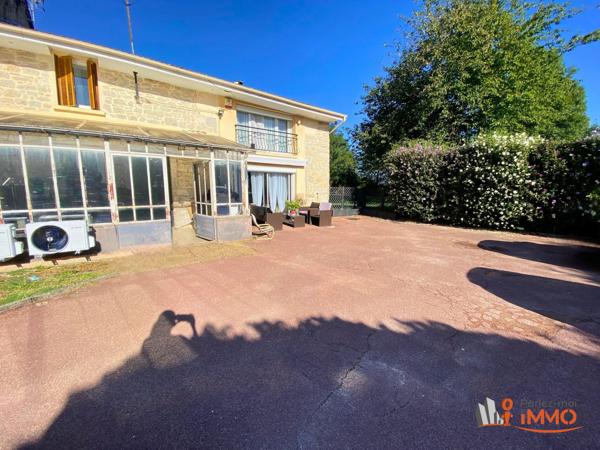 Exclusivité – Charmante maison mitoyenne de 157 m² avec grand terrain à Vaulx-Milieu