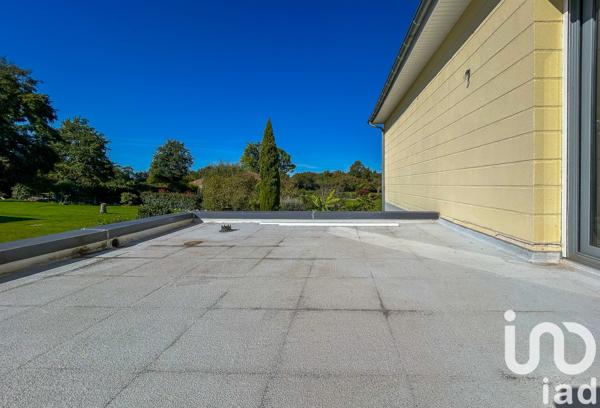 Maison à vendre 7 pièces 194 m² Saint-Gence