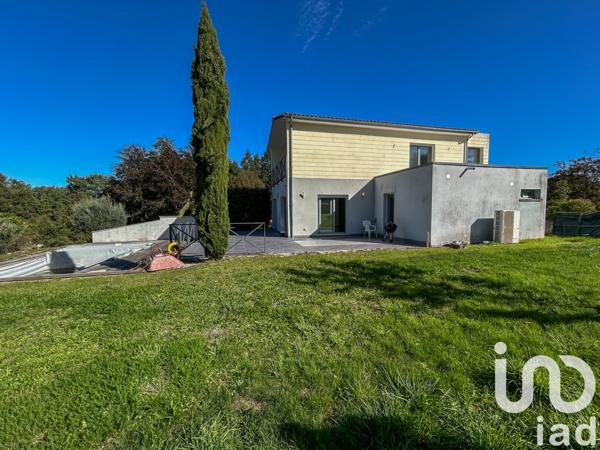 Maison à vendre 7 pièces 194 m² Saint-Gence