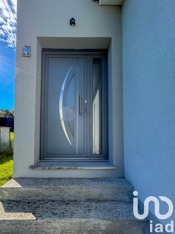 Maison à vendre 7 pièces 194 m² Saint-Gence