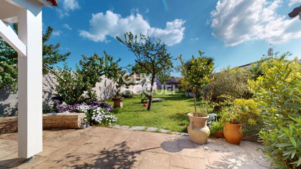 Élégante Maison à Vendre à Loix - Un Écrin de Paix