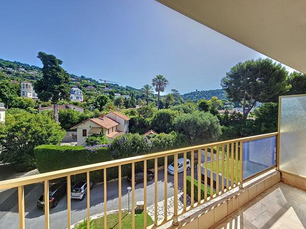 Appartement Cannes 4 pièces 123.30 m² dernier étage terrasse vue verdure et mer