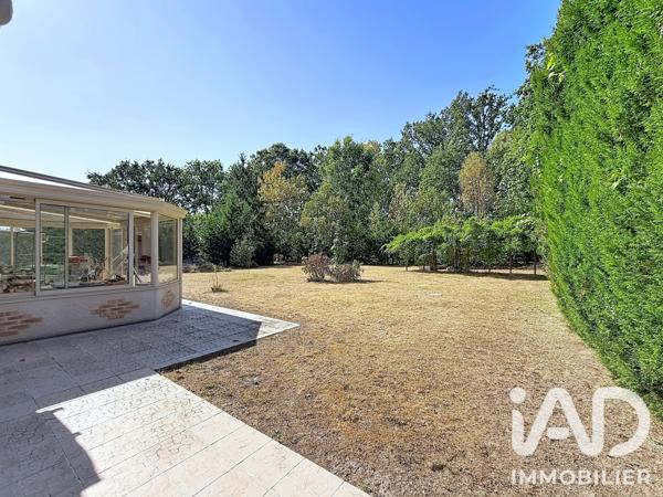 Maison à vendre 5 pièces 133 m² Saint-Fargeau-Ponthierry
