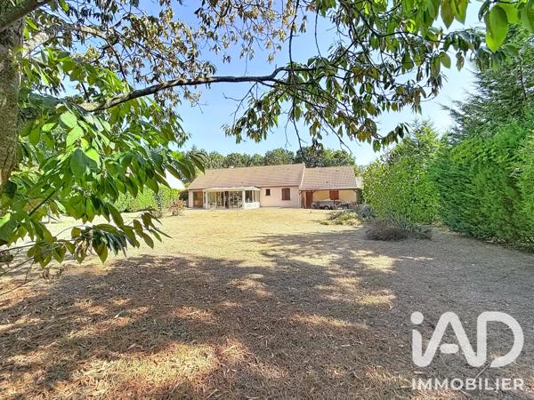 Maison à vendre 5 pièces 133 m² Saint-Fargeau-Ponthierry
