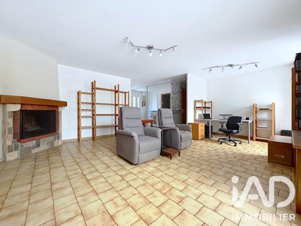 Maison à vendre 5 pièces 133 m² Saint-Fargeau-Ponthierry