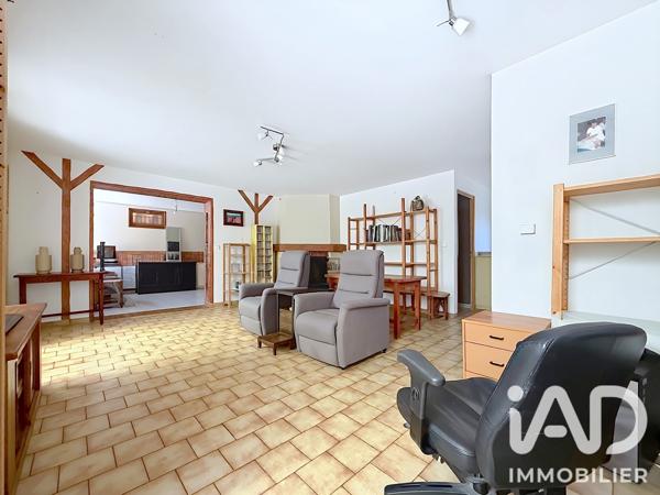Maison à vendre 5 pièces 133 m² Saint-Fargeau-Ponthierry