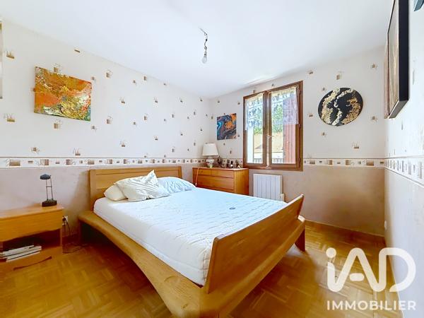 Maison à vendre 5 pièces 133 m² Saint-Fargeau-Ponthierry