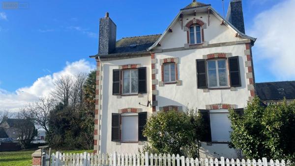 Maison à restaurer à vendre à Carhaix-Plouguer dans le Finistère (29270), ref : C222