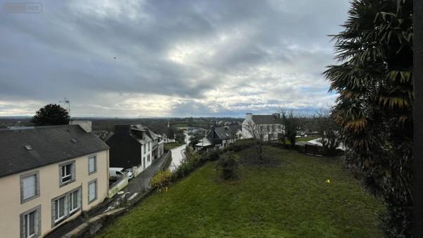 Maison à restaurer à vendre à Carhaix-Plouguer dans le Finistère (29270), ref : C222