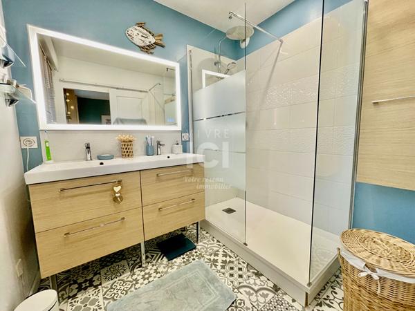 MAISON 150 M² - 5 CHAMBRES - 1200 m² JARDIN - PISCINE - MENARDAIS