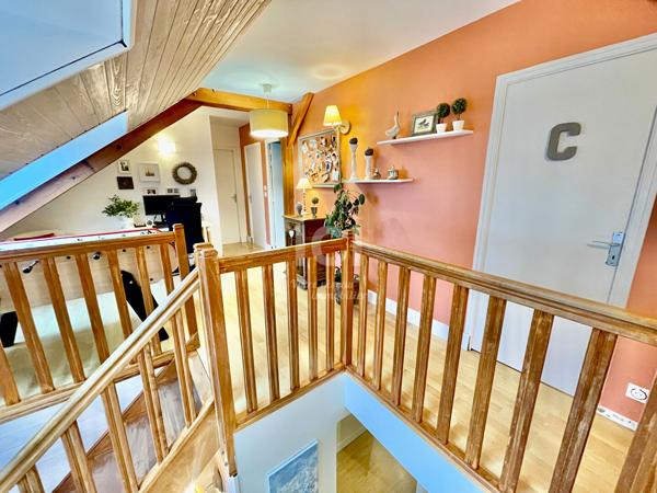 MAISON 150 M² - 5 CHAMBRES - 1200 m² JARDIN - PISCINE - MENARDAIS