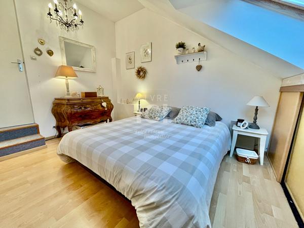 MAISON 150 M² - 5 CHAMBRES - 1200 m² JARDIN - PISCINE - MENARDAIS