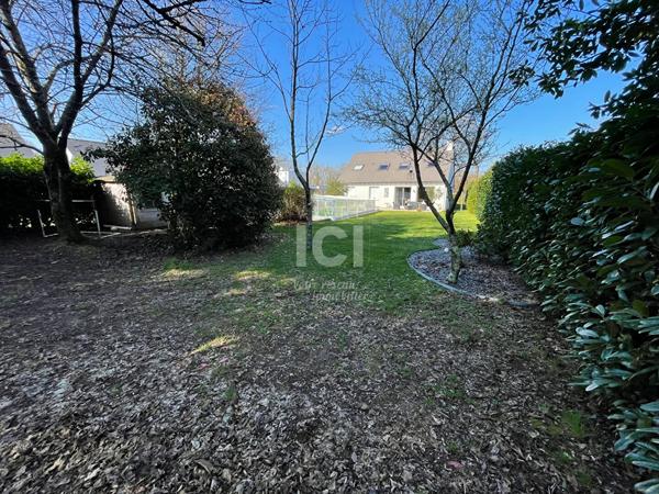 MAISON 150 M² - 5 CHAMBRES - 1200 m² JARDIN - PISCINE - MENARDAIS