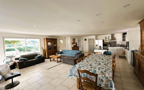 Maison à vendre    7 pièces •  Montréal