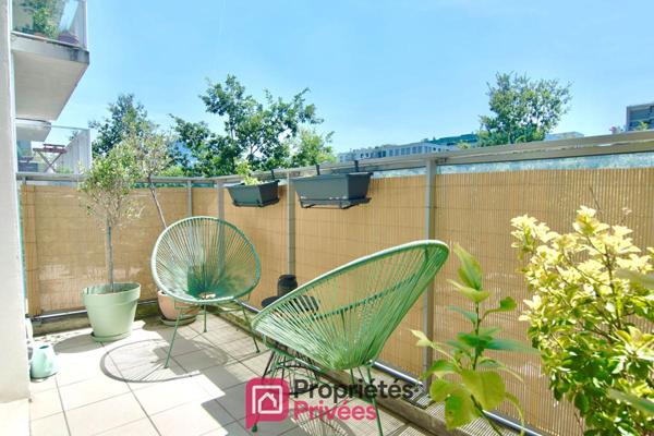 Appartement Boulogne Billancourt 3 pièce(s) 65.70 m2 orienté sud avec balcons et vue dégagée sur Parc de Billancourt