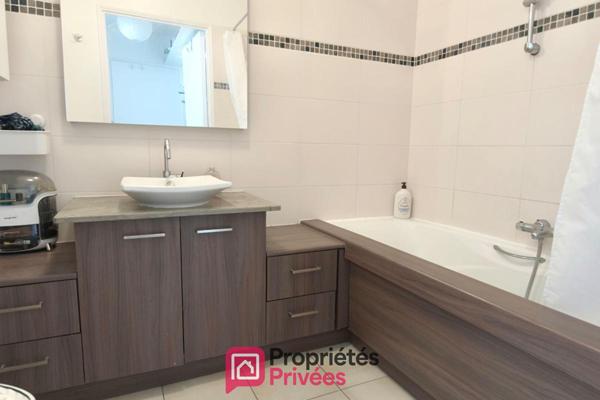 Appartement Boulogne Billancourt 3 pièce(s) 65.70 m2 orienté sud avec balcons et vue dégagée sur Parc de Billancourt