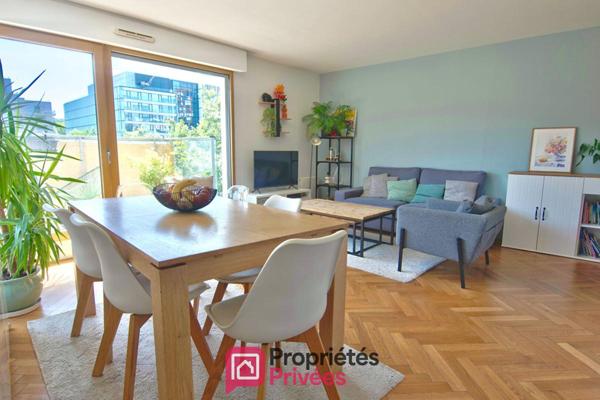 Appartement Boulogne Billancourt 3 pièce(s) 65.70 m2 orienté sud avec balcons et vue dégagée sur Parc de Billancourt