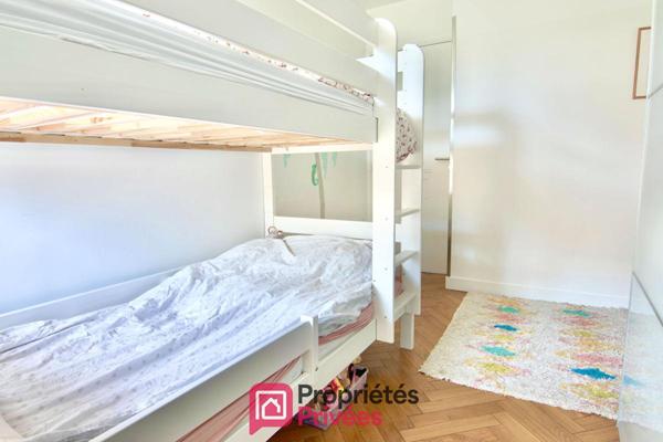 Appartement Boulogne Billancourt 3 pièce(s) 65.70 m2 orienté sud avec balcons et vue dégagée sur Parc de Billancourt
