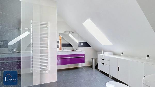 Villa individuelle T6 230 m2 Beaux Volumes Moderne en Fond d'Impasse Calme Absolu