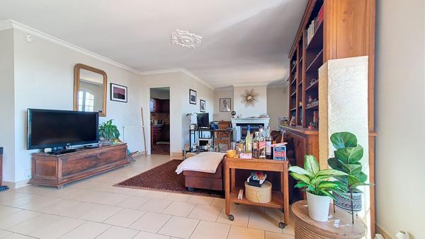 VILLA 4 pièces 125m² à MANDELIEU !
