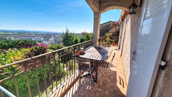 VILLA 4 pièces 125m² à MANDELIEU !