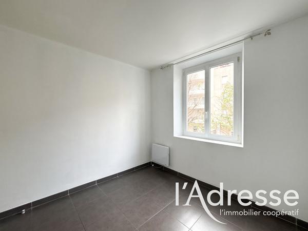 AUBAGNE ? RARE À LA LOCATION À L'ANNÉE | T2 RÉNOVÉ, BALCON & PARKING