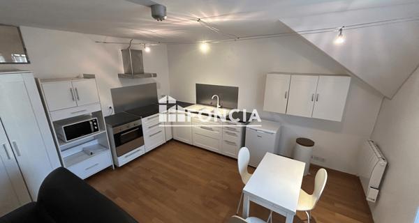 Location Studio 32.3 m² - Maurecourt 78780