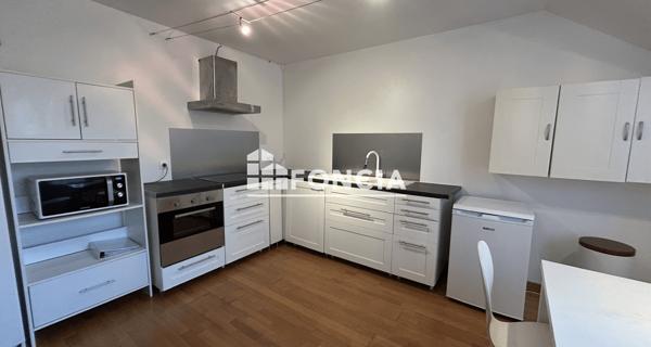 Location Studio 32.3 m² - Maurecourt 78780
